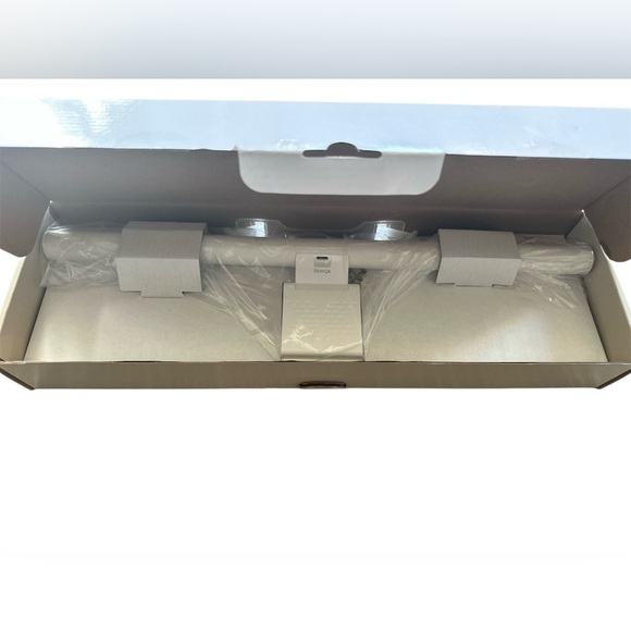 North Monitor Light Adjustable Color & Brightness - Picture 4 of 5